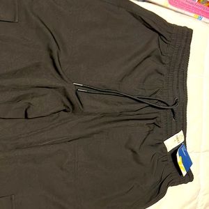 Old navy pants, cargo pockets on both legs